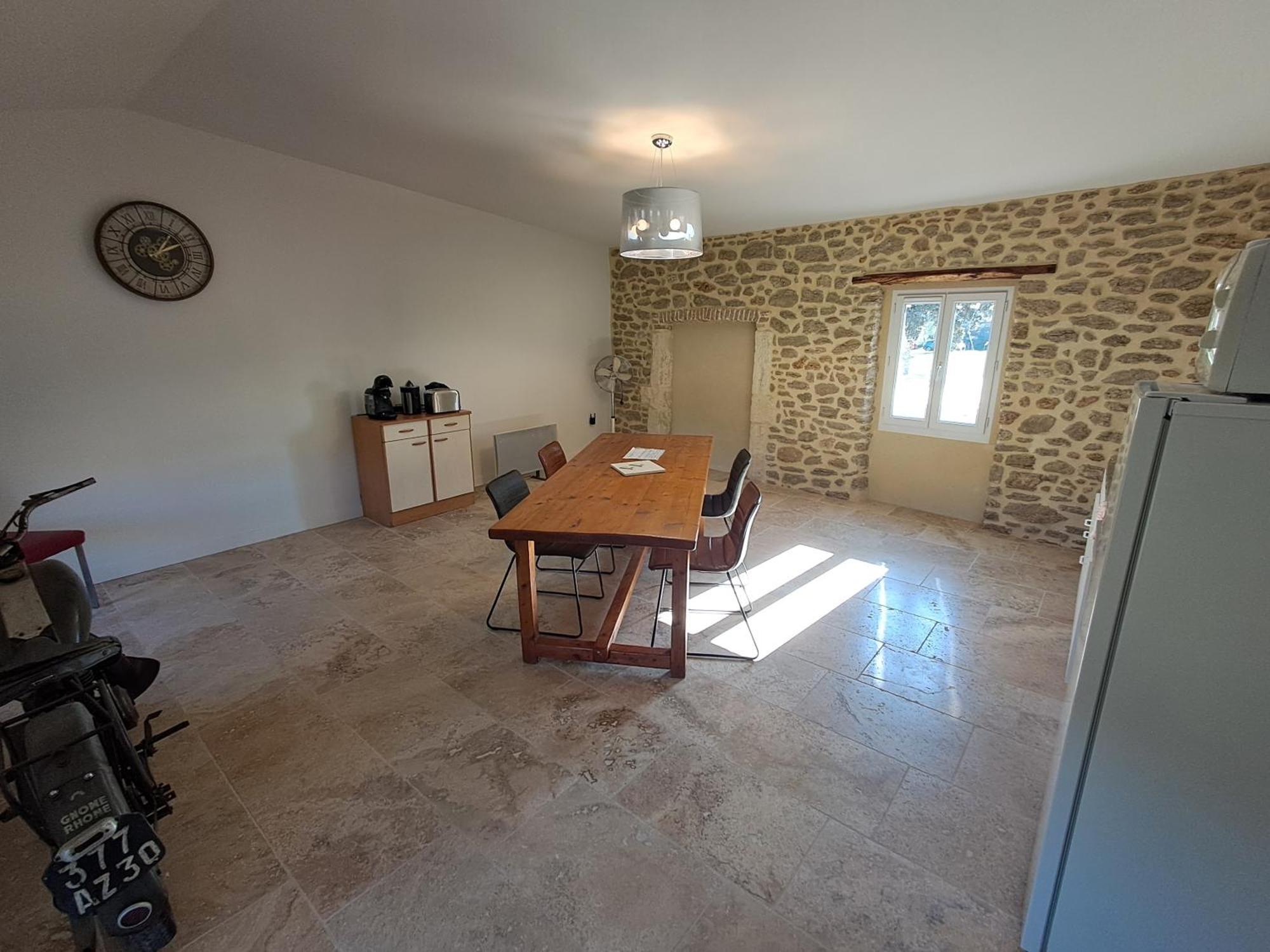Casa de hóspedes Chez Vero D'hotes & Maison En Pierre Contemporaine *