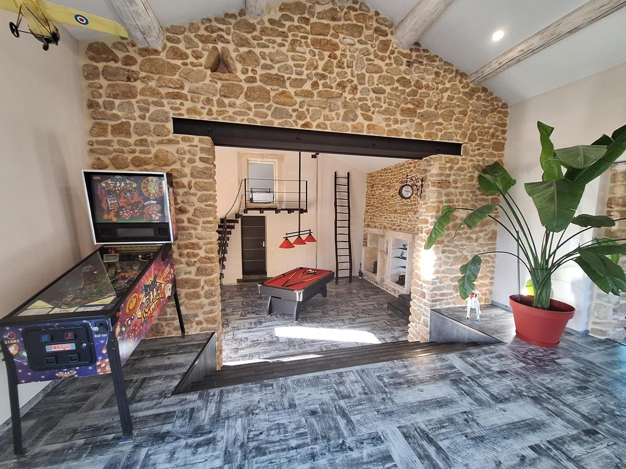 Chez Vero D'hotes & Maison En Pierre Contemporaine Pensión *