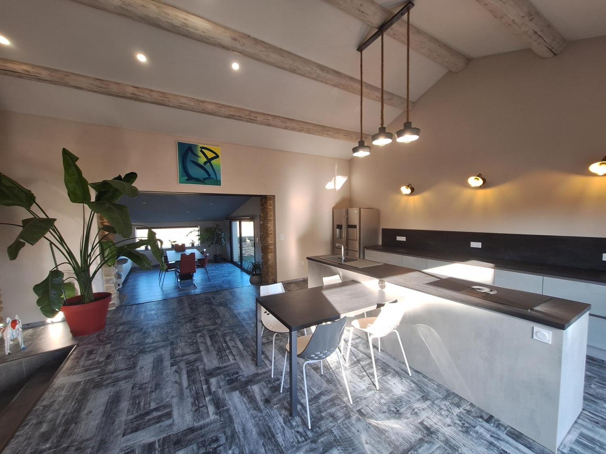 Guest house Chez Vero D'hotes & Maison En Pierre Contemporaine Suze-la-Rousse