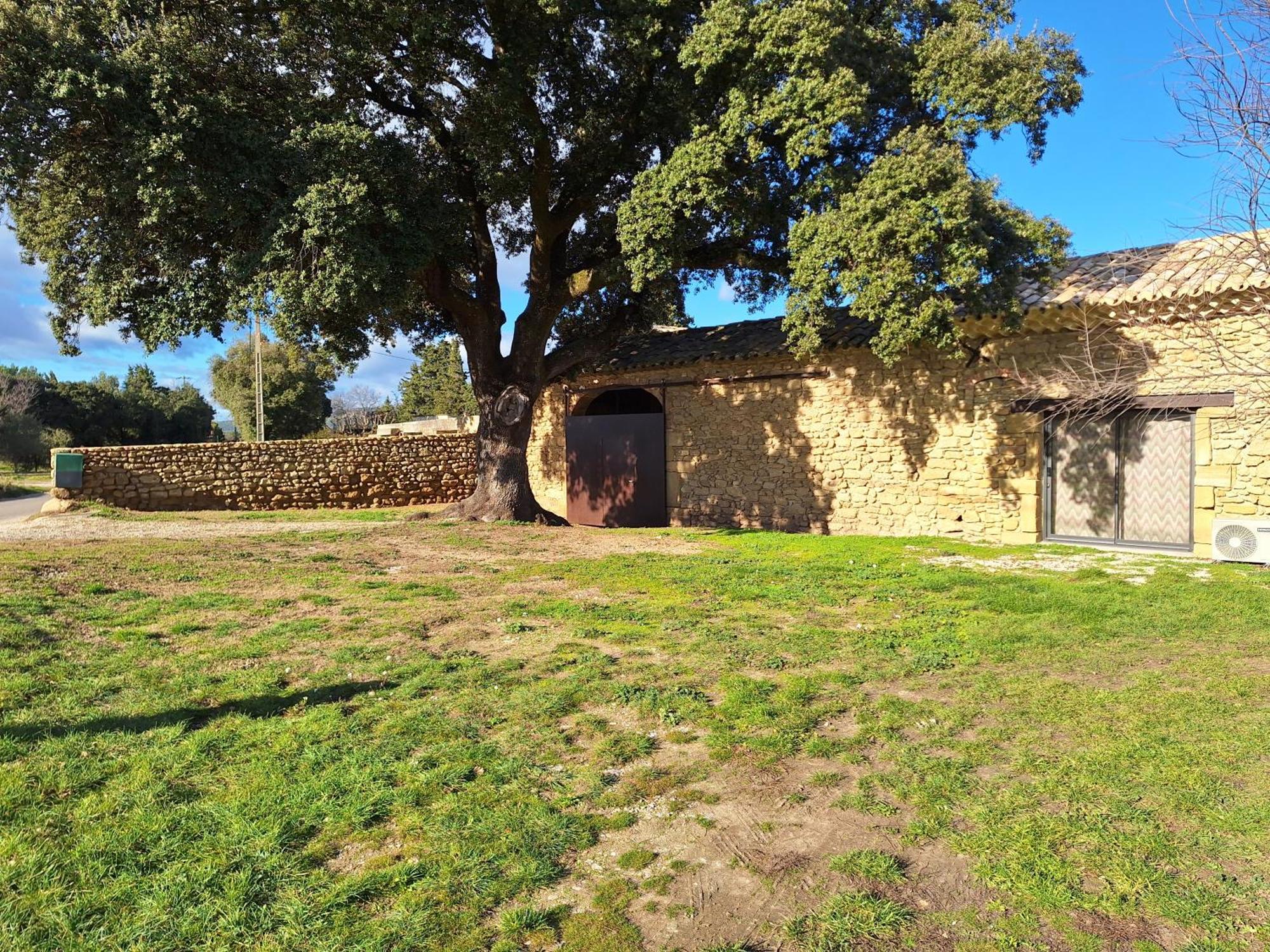 Chez Vero D'hotes & Maison En Pierre Contemporaine Pensión *