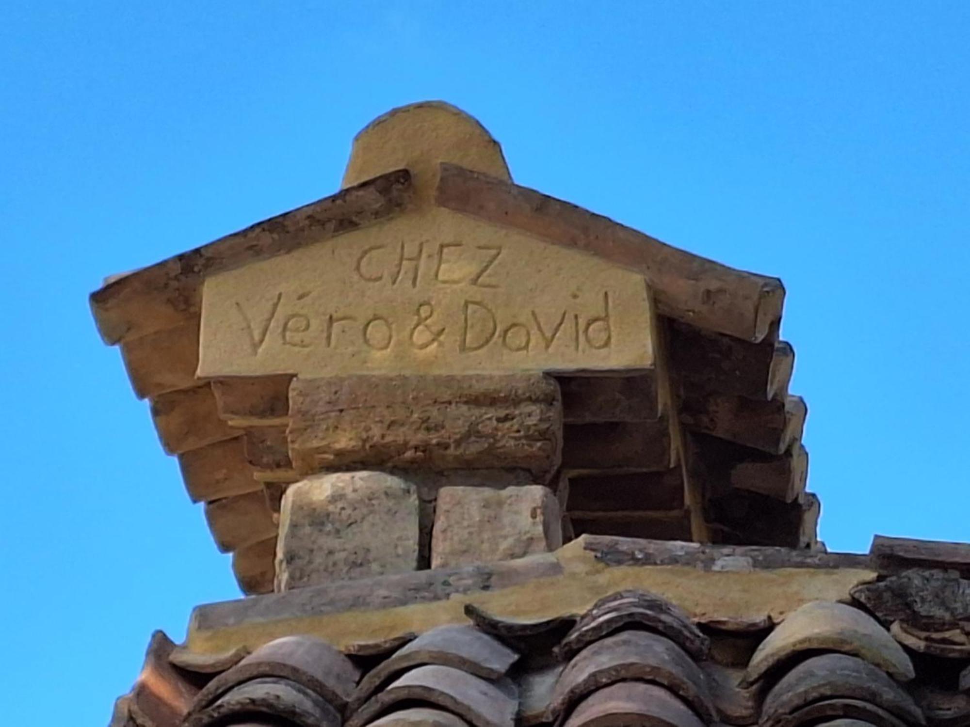 Chez Vero D'hotes & Maison En Pierre Contemporaine