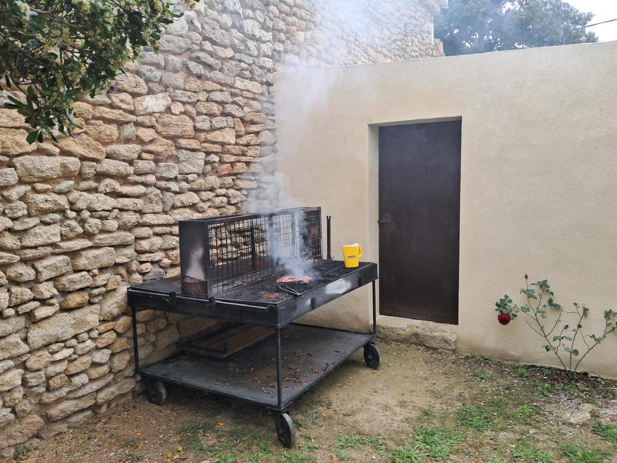 Chez Vero D'hotes & Maison En Pierre Contemporaine Guest house *